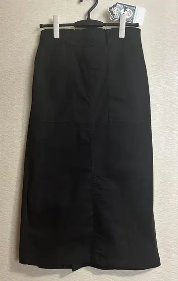 [ 미사용 택 포함 ] I라인 스커트