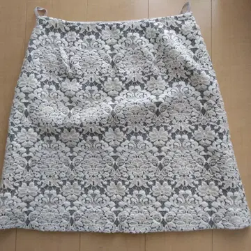 BRIG 레이스 패턴 사다리꼴 스커트 50cm