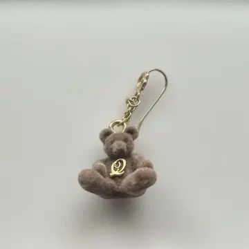 곰 모양 펠트 귀걸이 (한쪽용)