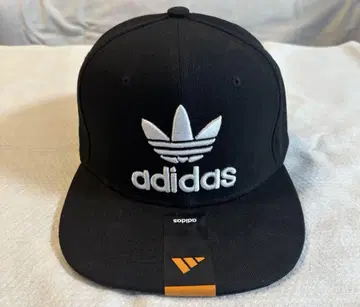 adidas 블랙 캡