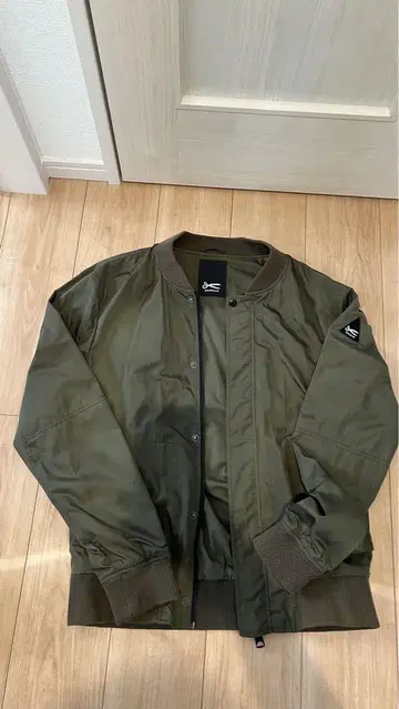 DENHAM MA1 카키 덴함 RHC 자켓 블루종