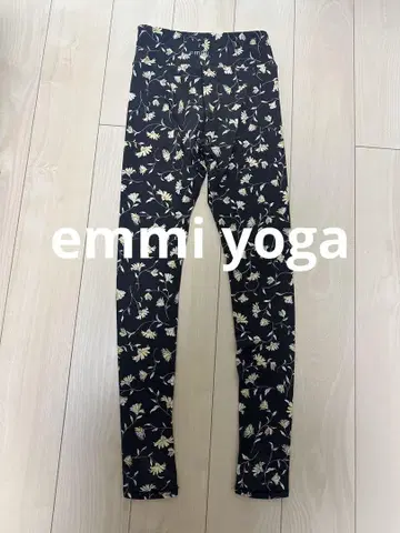 emmi yoga 새상품급 오리지널 플라워 무늬 레깅스 M size1