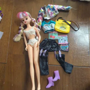 리카짱 인형 본체와 의상 세트 해시태그리카 네온버터플라이 리카짱