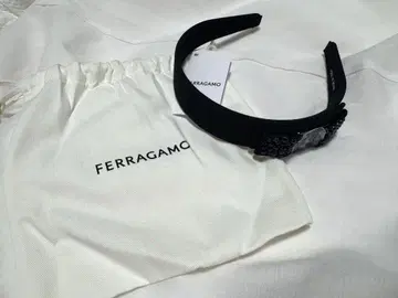 Salvatore Ferragamo 페라가모 머리띠 블랙