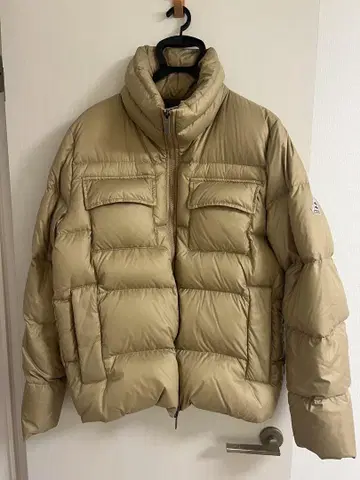 PYRENEX 베이지 다운 자켓