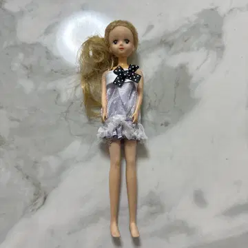 리카짱 인형 보라색 드레스 블랙 리본