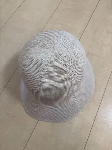 CFCL 메쉬 니트 햇