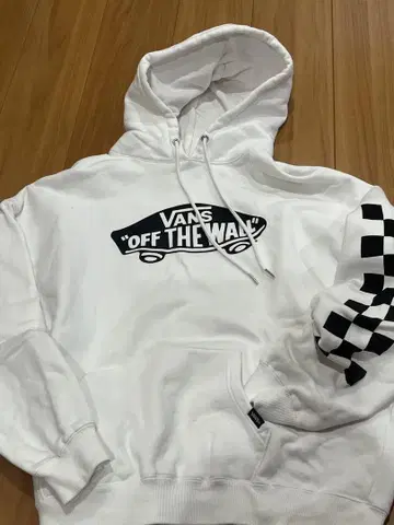 VANS 오프 더 월 후드티 화이트