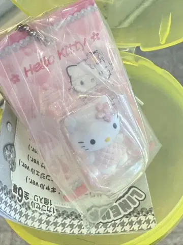 헬로키티 미니어처 참 2개 세트