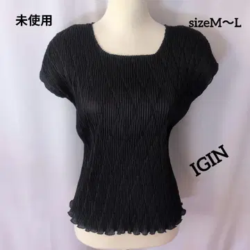 미사용 IGIN 블랙 플리츠 반팔 상의