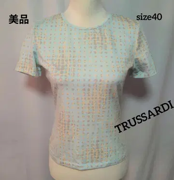 새상품급 TRUSSARDI 스카이블루 도트 무늬 반팔 T셔츠
