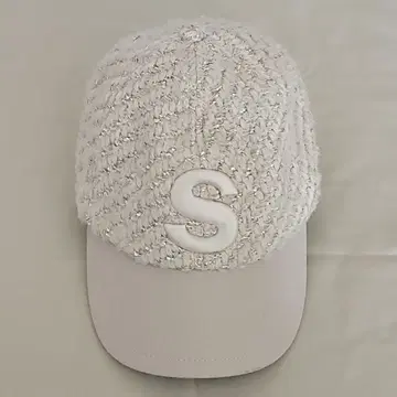 sacai 보아캡 화이트