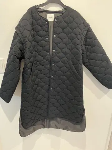 YARRA NEU 블랙 퀼팅 자켓