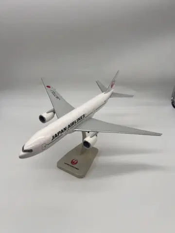 No106 hogan JAL JAPAN AIRLINES JA772J