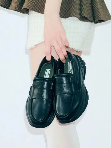 [ Lily Brown x PUMA ] 로퍼 23cm 완판템