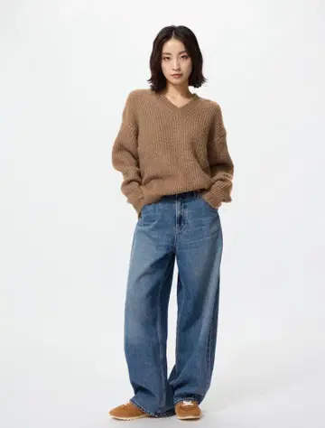 UNIQLO 배기 커브 청바지 (짧은 기장)