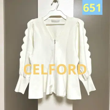 CELFORD 지퍼 니트탑 새상품급