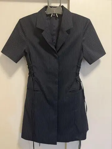 MOUSSY 마우지 레이스업 테일러드 원피스 드레스