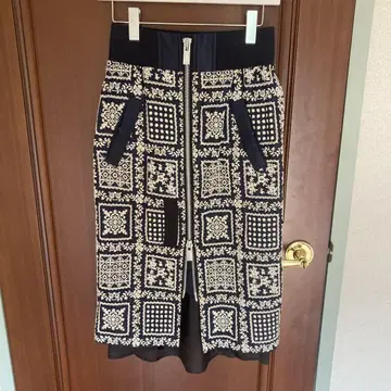 sacai 스커트 레이스