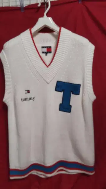 Tommy Jeans 화이트 V넥 베스트 S
