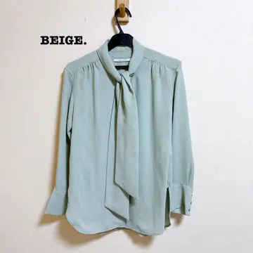새상품급 BEIGE, STOW / 보타이 블라우스 32