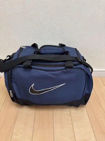 Nike 보스턴 백 네이비 수학여행