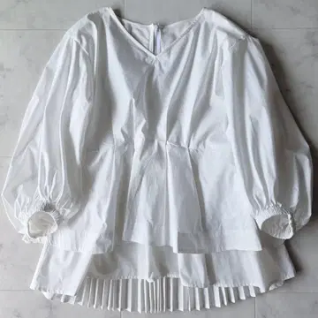 엘렌딕 블라우스 백 플리츠 레이어드 긴팔 화이트 루즈핏