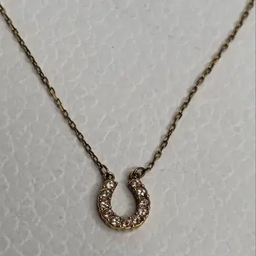 깨끗한 SWAROVSKI 스와로브스키 목걸이 말굽