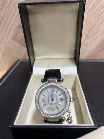 스톤 장식 아날로그 손목시계