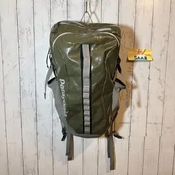 [ 새상품급 ] Patagonia 백팩 25L 레어 컬러 올리브 그린