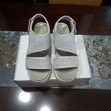 샌들