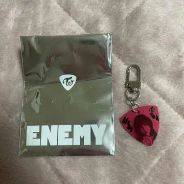 TWICE 모모 ENEMY 랜덤 피크 키링
