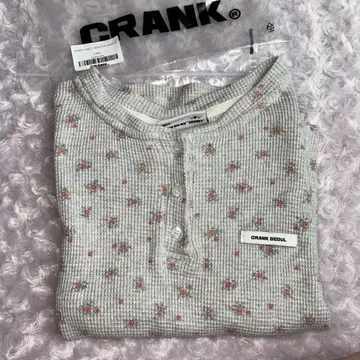 CRANK SEOUL 꽃무늬 리브 반팔T셔츠