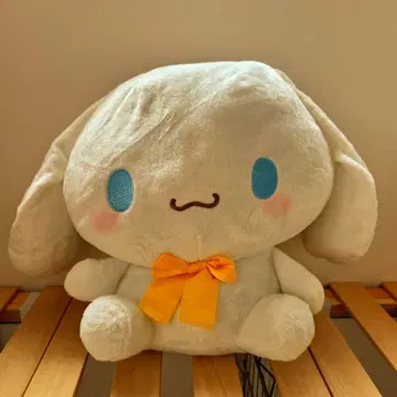 시나몬 롤 봉제 인형