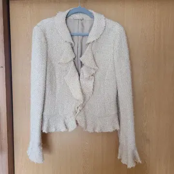 아나이 아이보리 프릴 테일러드 자켓