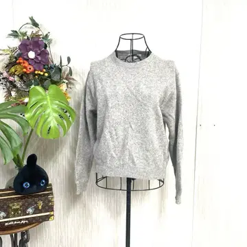 UNIQLO 그레이 크루넥 니트 스웨터 울 긴팔 여성용 S