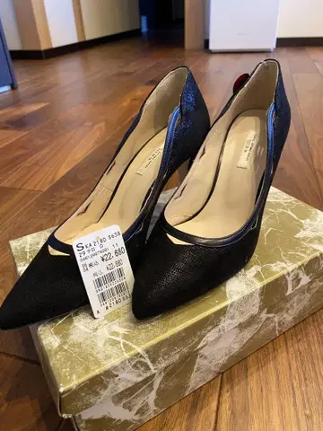 미사용 블랙 하이힐 24cm