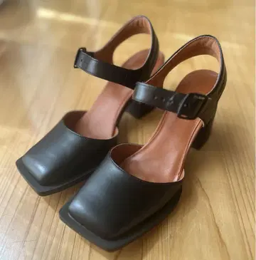 캠퍼 가죽 신발 펌프스 23cm