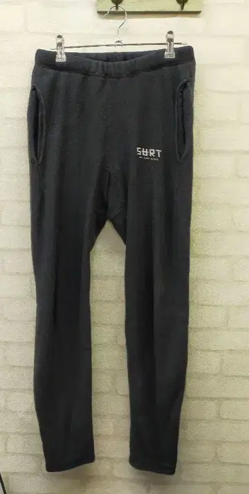 SURT A/W 로고 스웨트 팬츠 블랙