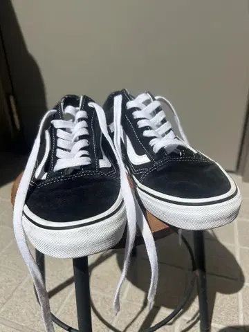 Vans 블랙/화이트 스니커즈