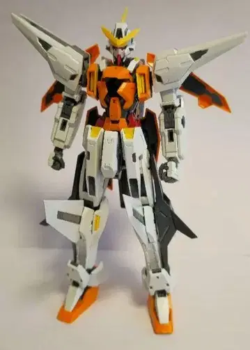 MG 1/100 건담 큐리오스 조립 완성품