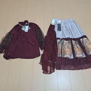 새상품 axes femme 뮤샤 블라우스 스커트 M