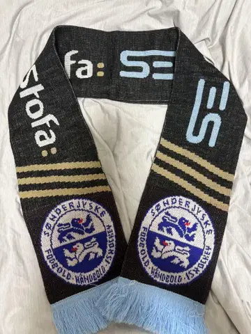 쇠데르위스크 축구 머플러