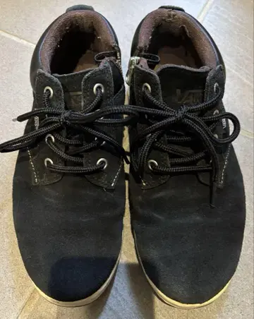 VANS 블랙스웨이드 하이컷 스니커즈