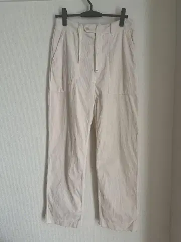 베이지 와이드 팬츠 포켓 부착