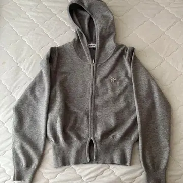 general idea WOMAN GNRL 로고 긴팔 니트 후드티