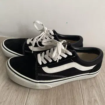 VANS V36GCA 블랙/화이트 스니커즈 US8.5
