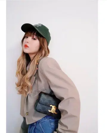 ZARA 자라 크롭 자켓 M 사이즈
