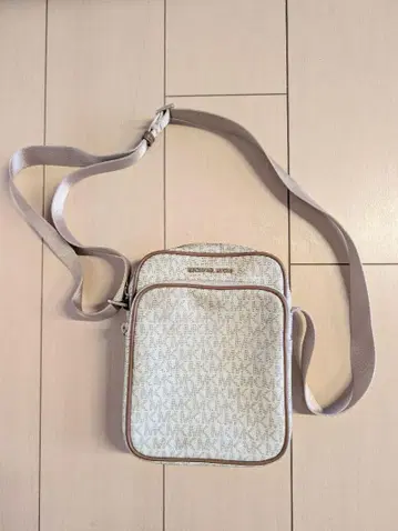 MICHAEL KORS 숄더백