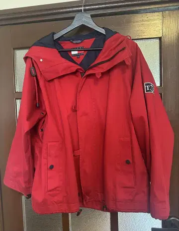 [ TOMMY HILFIGER ] 후드 부착 자켓